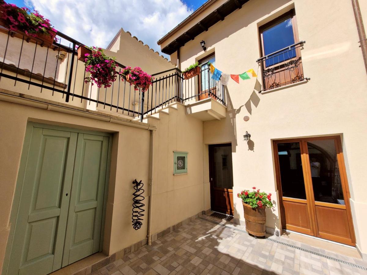 Il Bivacco Del Duomo Bed & Breakfast L'Aquila Exterior photo